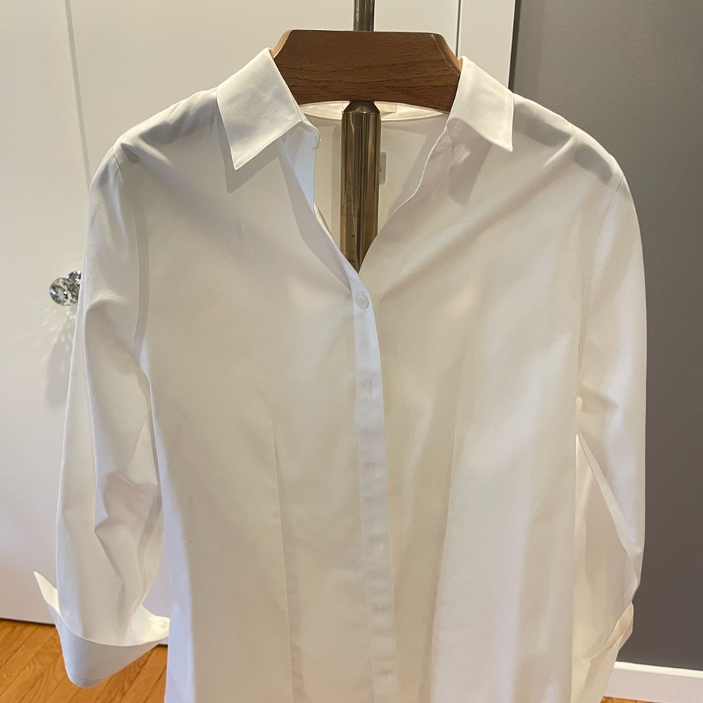 Classic White Women's Top. Size 1. NWOT